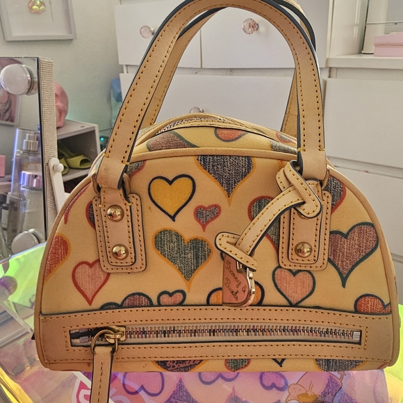 Dooney & Bourke Heart Print Tan Bag - Picture 6 of 6